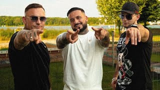 Thumbnail de Boski Heniek, Maka, Pancio - Santorini (prod. Malos) [Official Video]