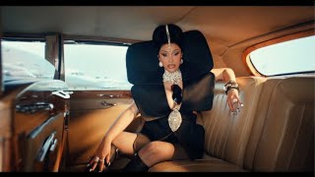 Thumbnail de Cardi B - Imaginary Playerz [Official Music Video]
