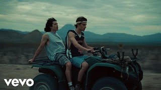 Thumbnail de Conan Gray - Caramel (Official Music Video)