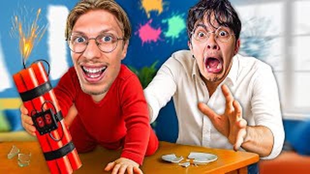 Thumbnail de Je dois essayer de MOURIR par tous les MOYENS POSSIBLE ! (Ft. Litsu)